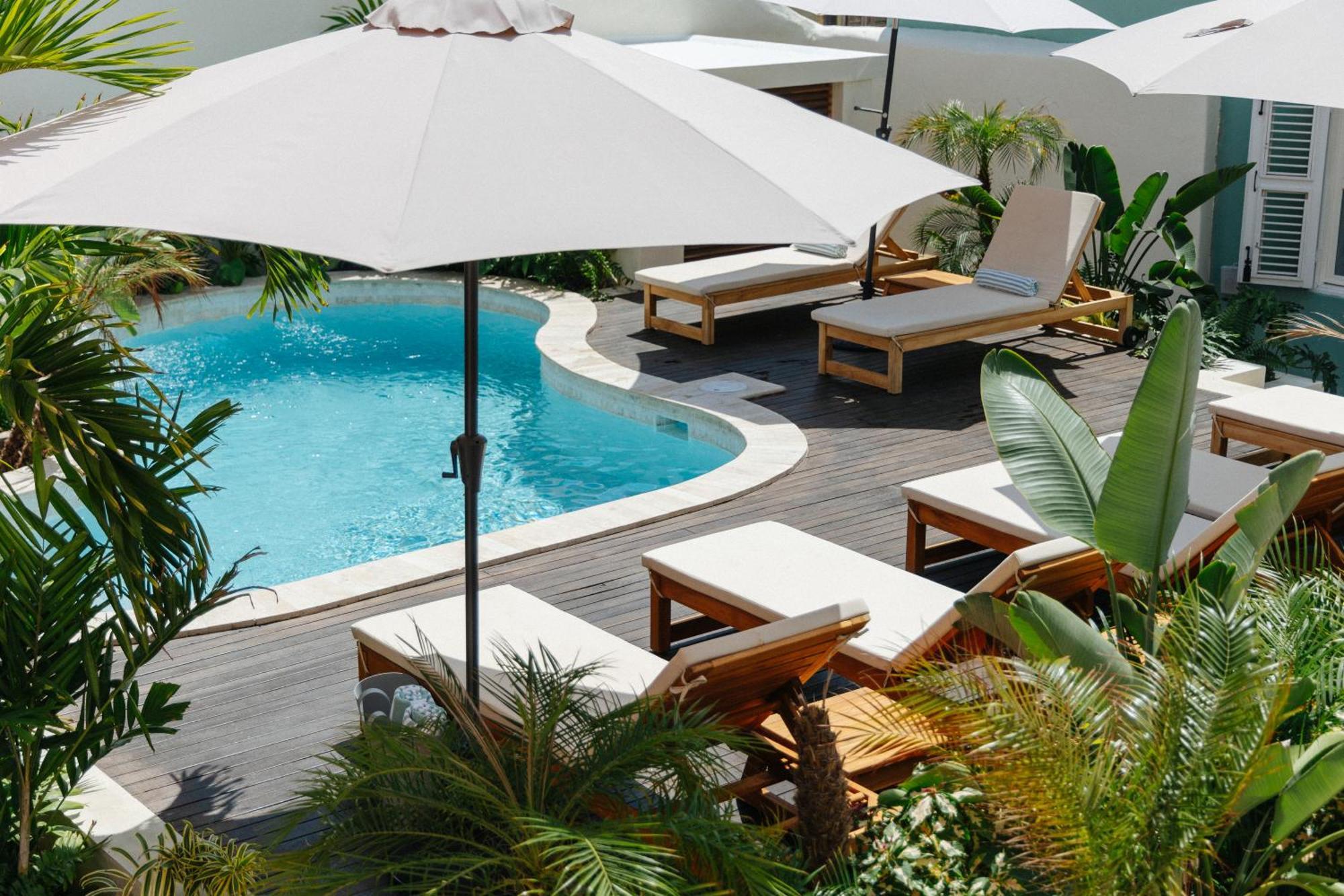 Pietermaai Oasis Aparthotel Willemstad Exterior photo